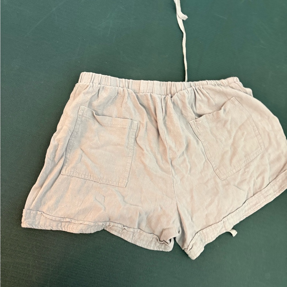 High Waist Gray Shorts with Elastic Waistband - Picture 5 of 5